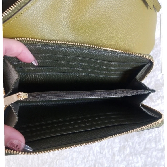 Skylar Hobo Bag and Wallet Set - Picture 8 of 8